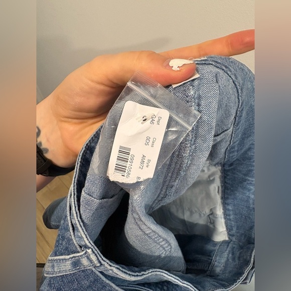 NWT- J CREW DENIM BOW TIE UP SHORTS - Picture 4 of 6